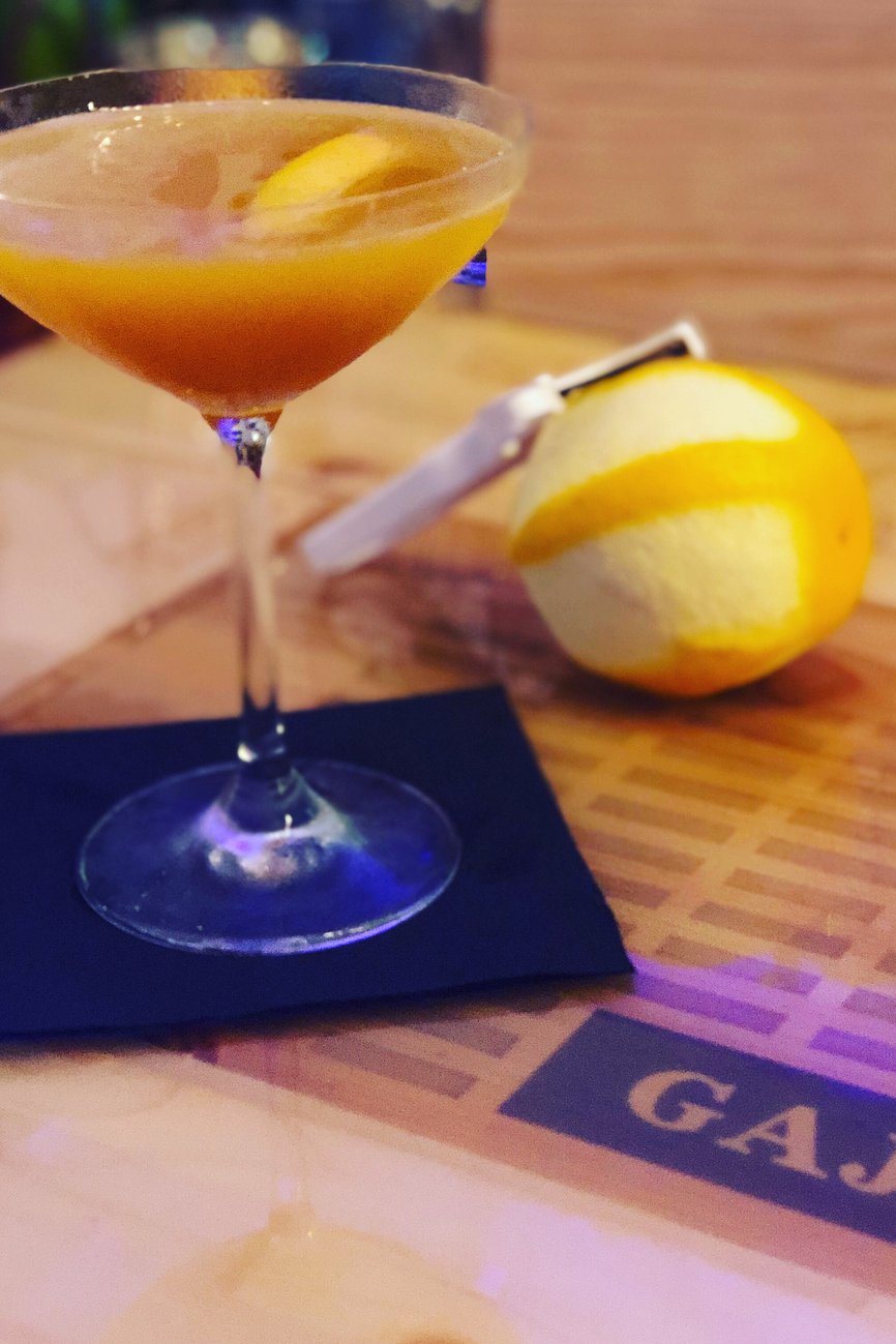 A citrus cocktail at the bar